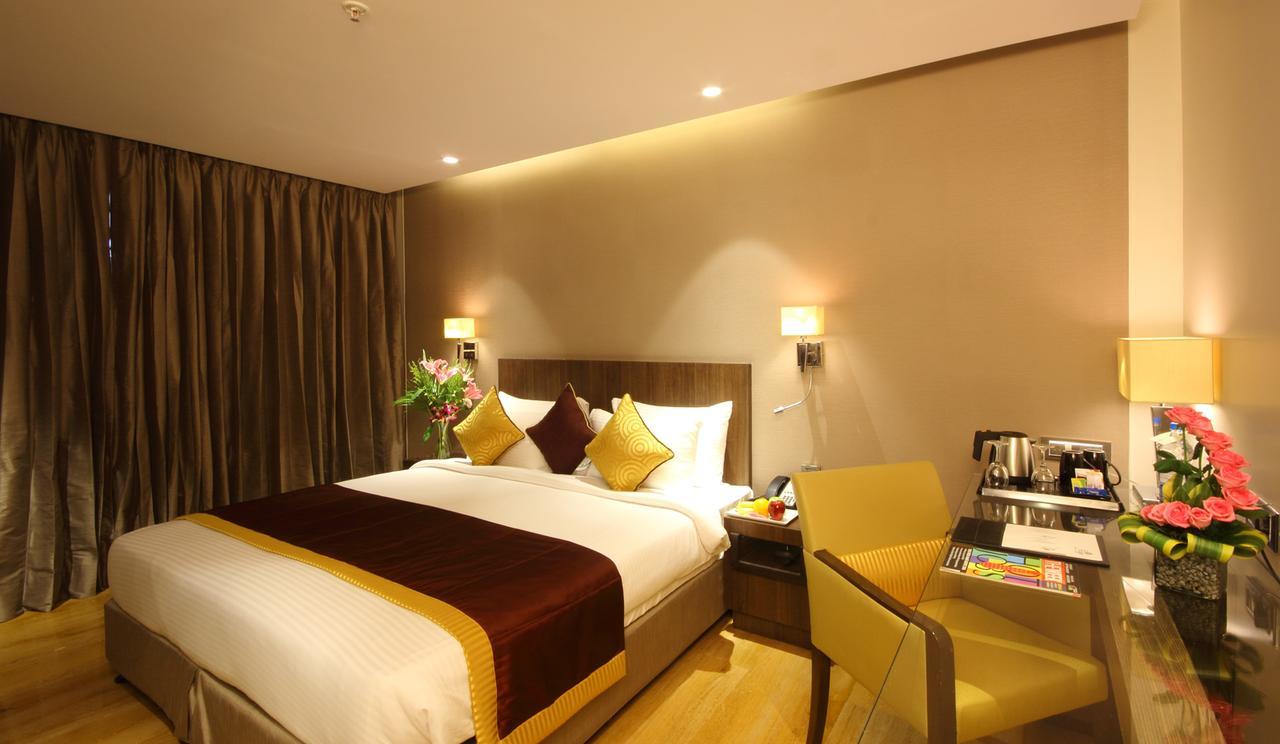 Hotel Fidalgo Pune Luaran gambar