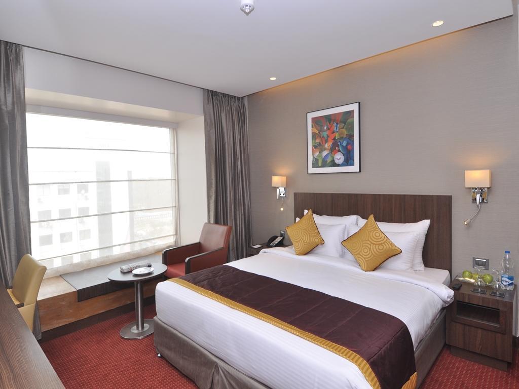Hotel Fidalgo Pune Luaran gambar