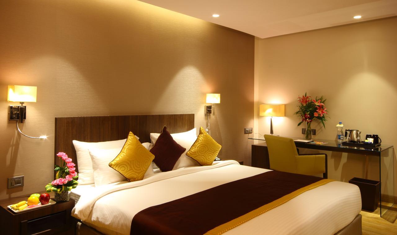 Hotel Fidalgo Pune Luaran gambar