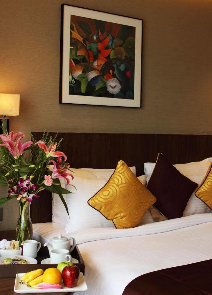 Hotel Fidalgo Pune Luaran gambar